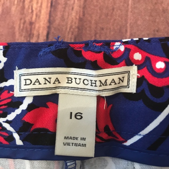 NWT Dana Buchanan Paisley Bermuda Shorts Size 16 - Picture 2 of 9
